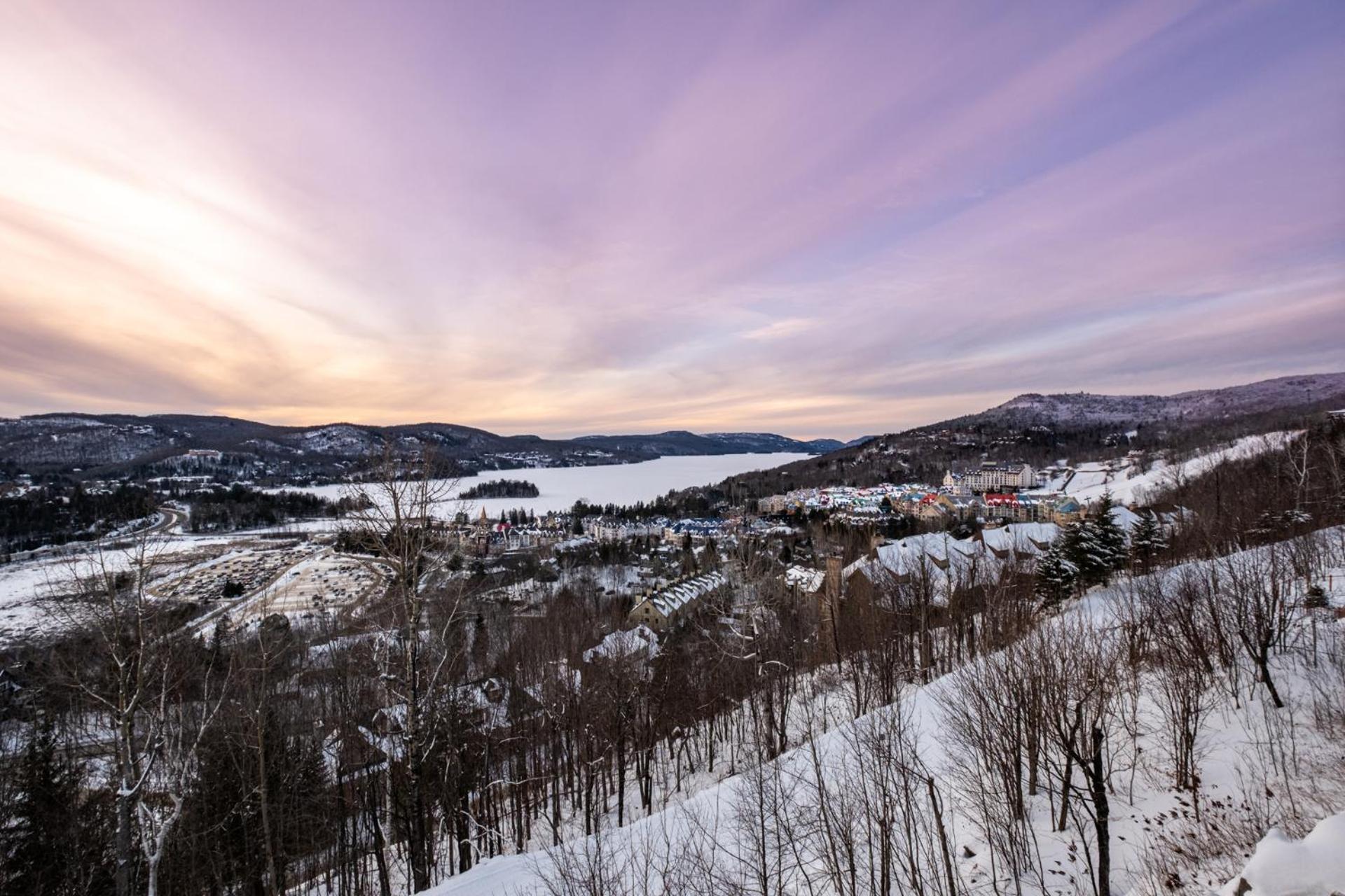 Equinox On-resort Luxury Direct Access Stunning View * Mont-Tremblant